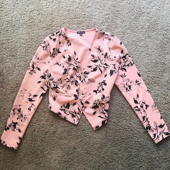 🌸Flower Blazer🌸 - Picture 2 of 4